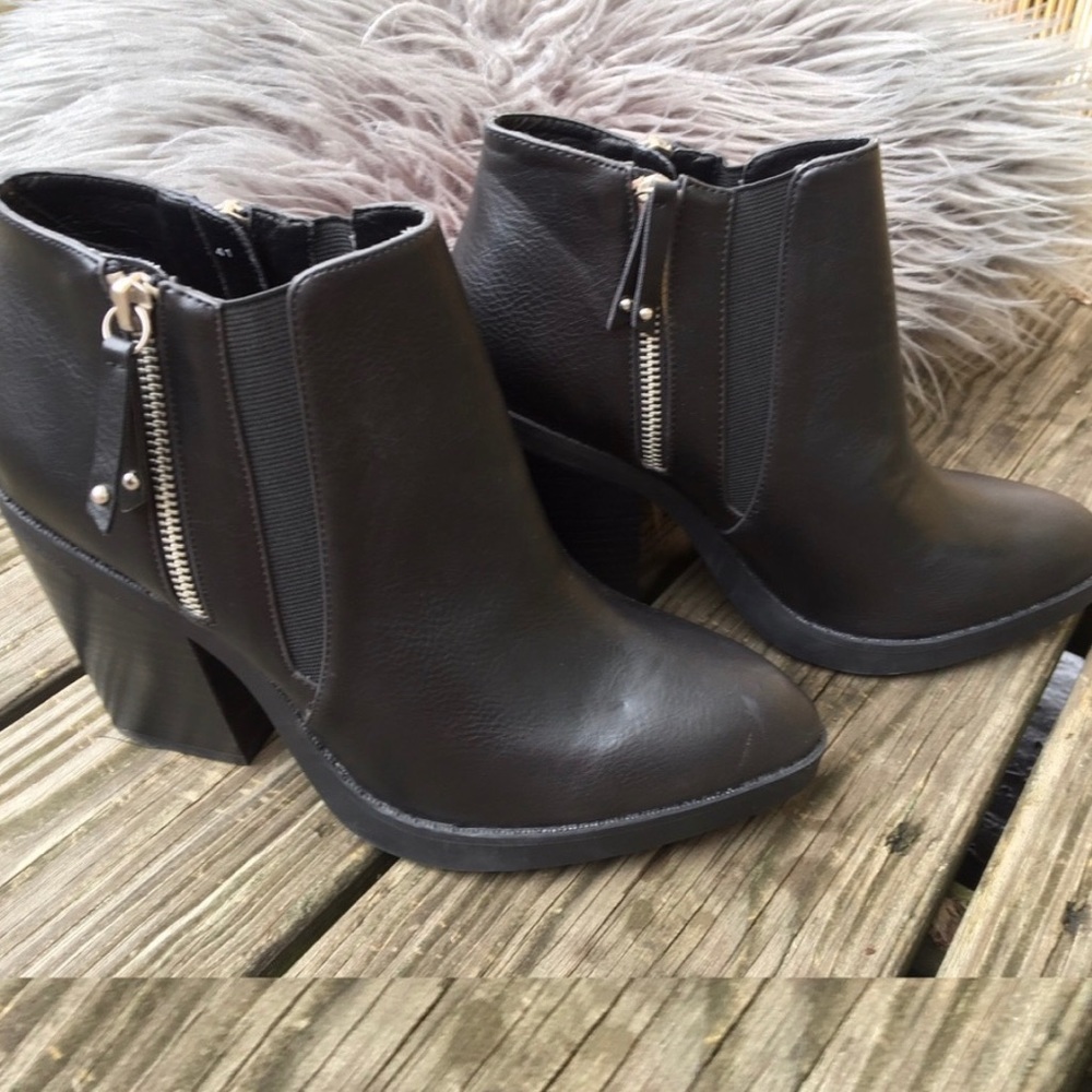 Chealsea Crew 🍁 real leather ankle boots